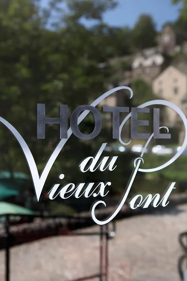 Le Vieux Pont Hotel Belcastel  Frankrig